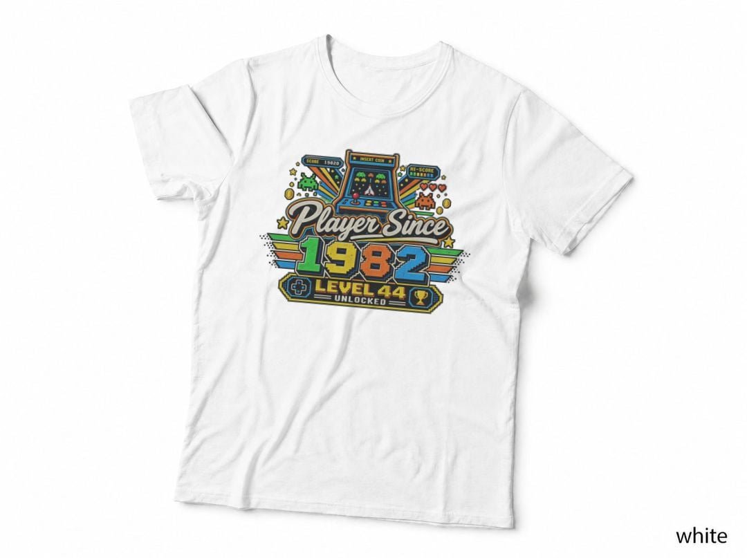 1982 44th Birthday Level 44 Unlocked Arcade Gamer Vintage 1982 T-Shirt Hoodie