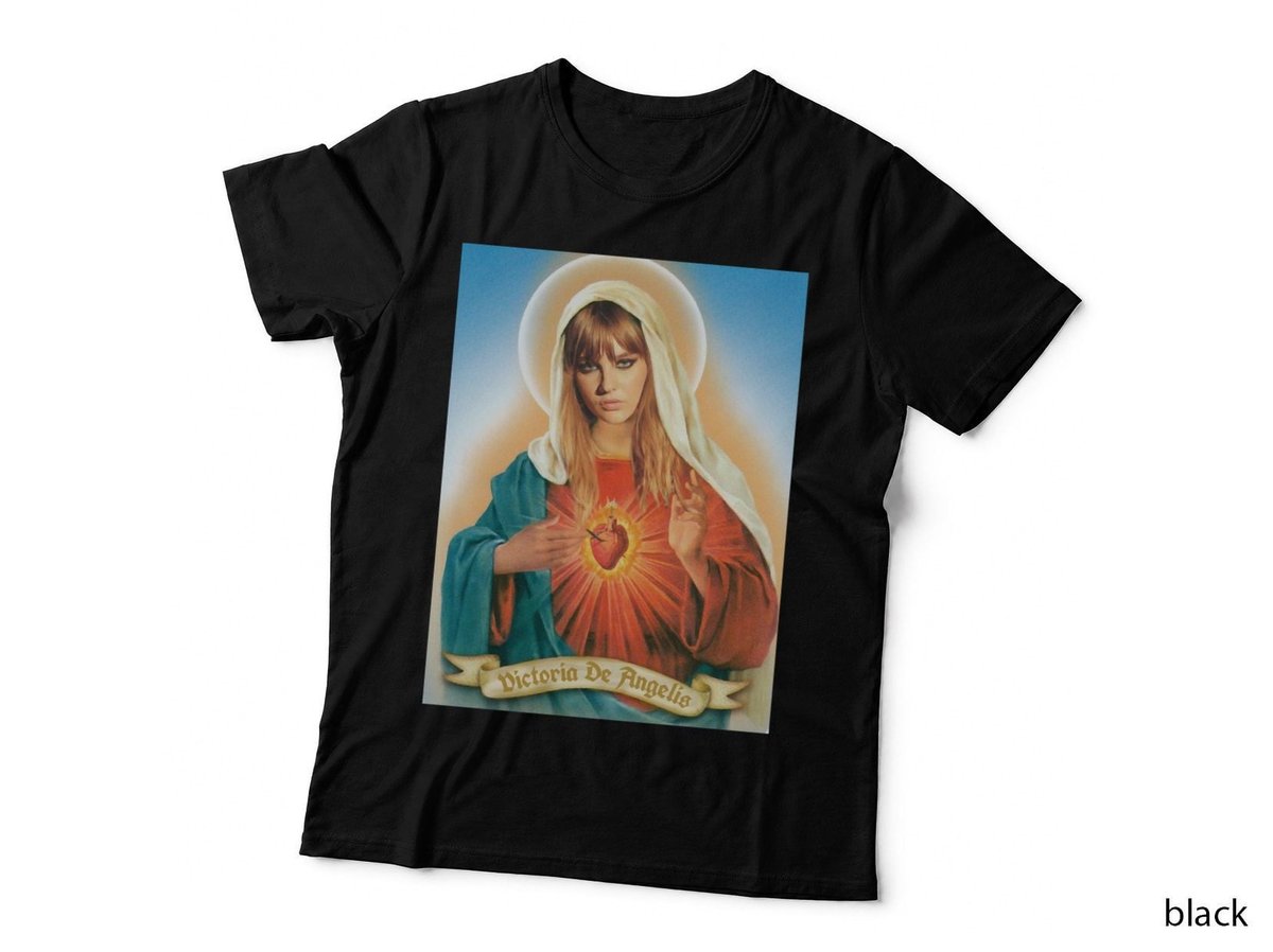 Victoria de Angelis as mother Mary T-Shirt
