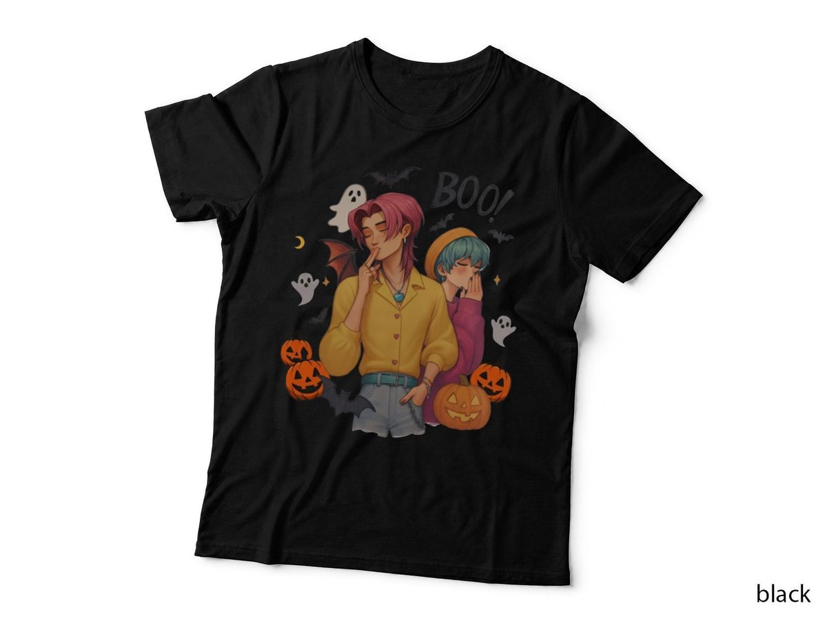 Halloween Ghost Kiss T-Shirt, Spooky Love Theme, Romantic Couples Costume