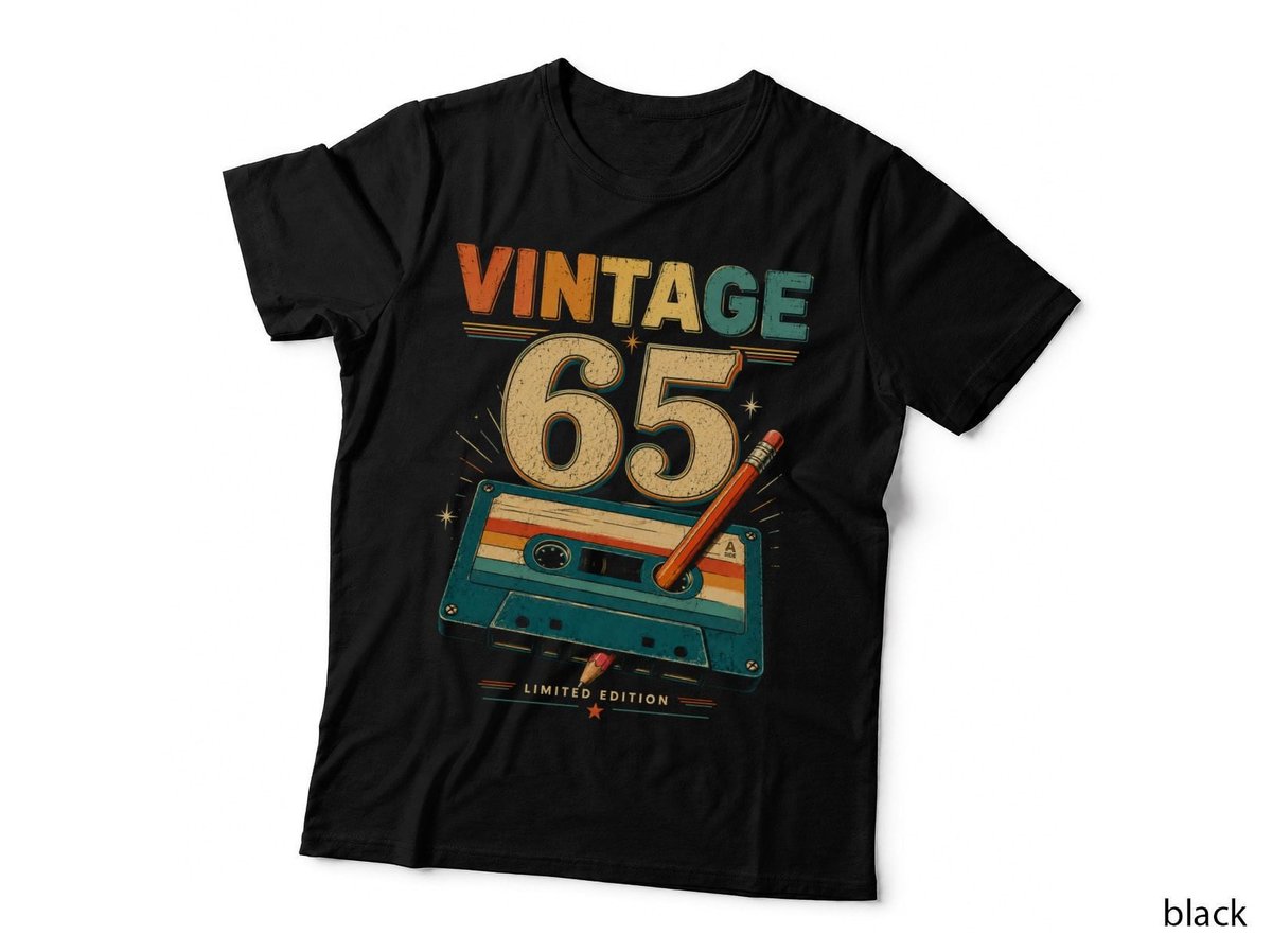 Vintage 65 65th Birthday Cassette Mixtape Music Lover T-Shirt Hoodie Born 1961