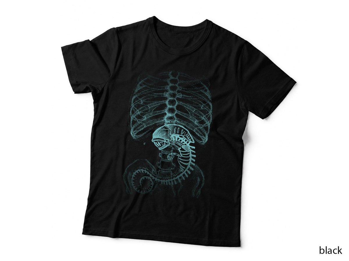Alien Movie T-Shirt, Xenomorph X-Ray Art, 70s Horror Sci-Fi Style